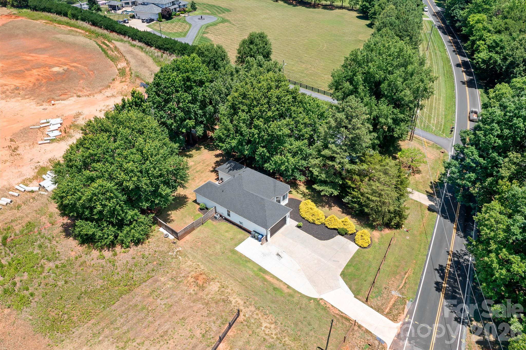 12601 Mayes Road Property Photo 28
