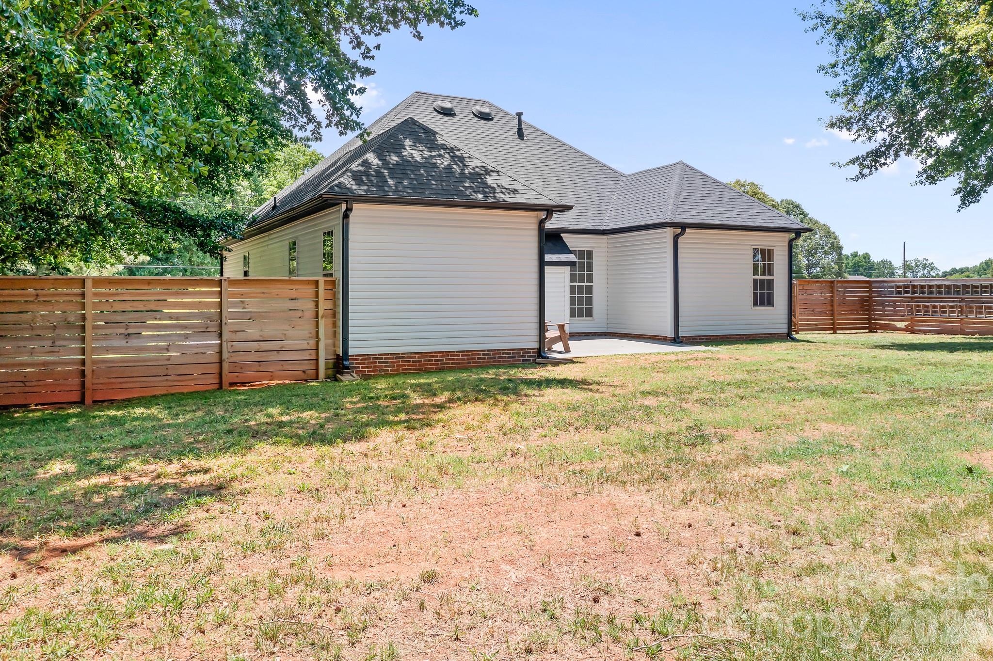 12601 Mayes Road Property Photo 38