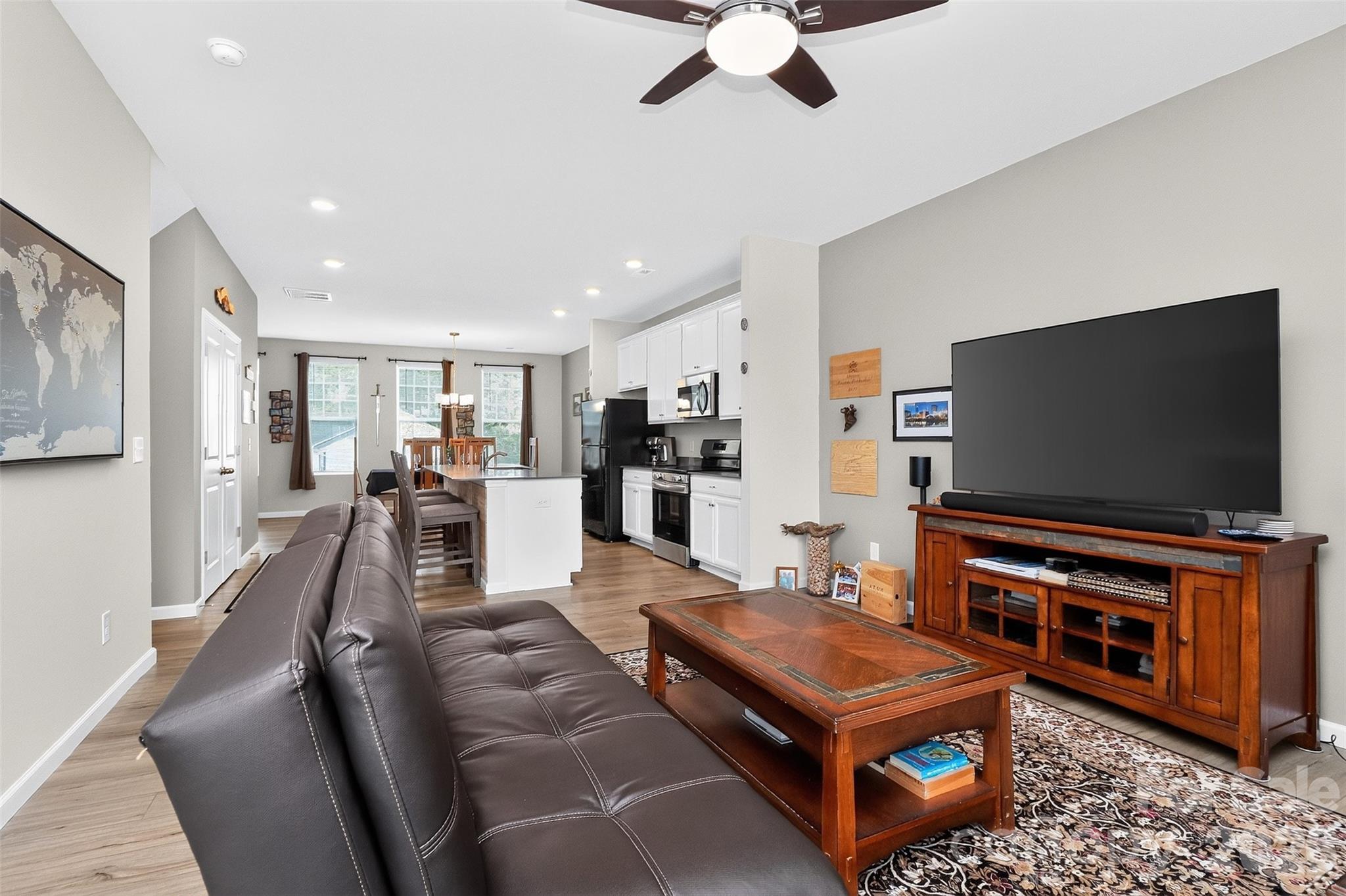 309 Cramerton Mills Parkway Property Photo 6