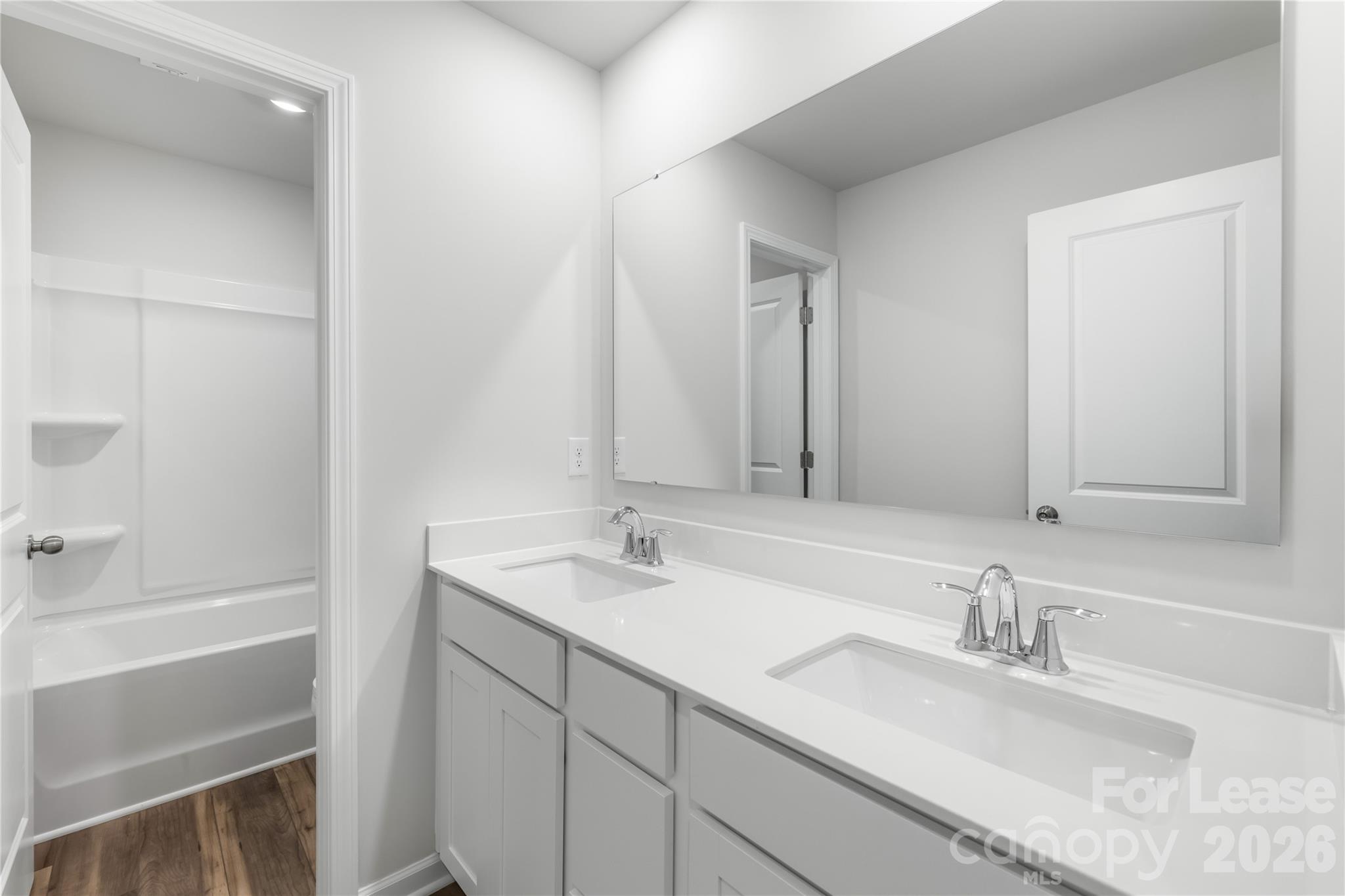 4396821 Property Photo 23