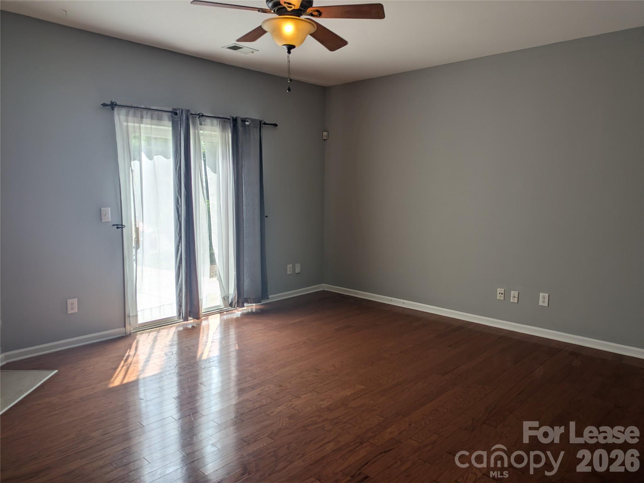 18474 Streamline Court Property Photo 11