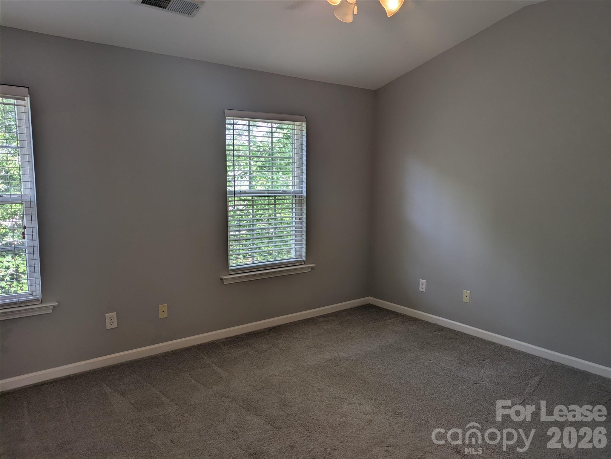 18474 Streamline Court Property Photo 18