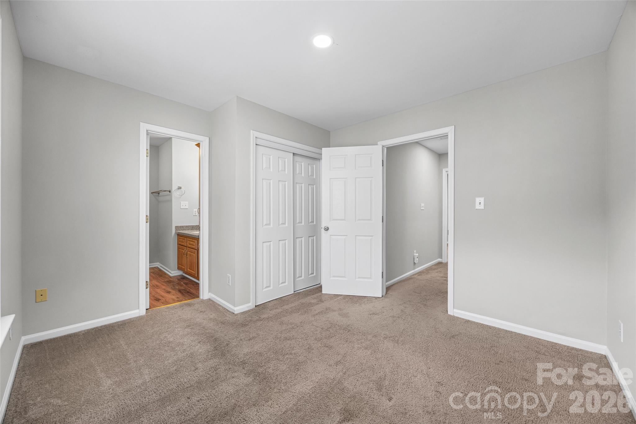 2113 Lennoxshire Square Court Property Photo 19