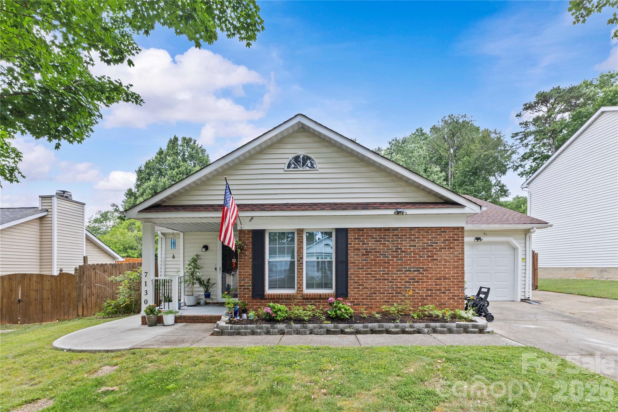 7130 Bluff Wood Cove Property Photo 1