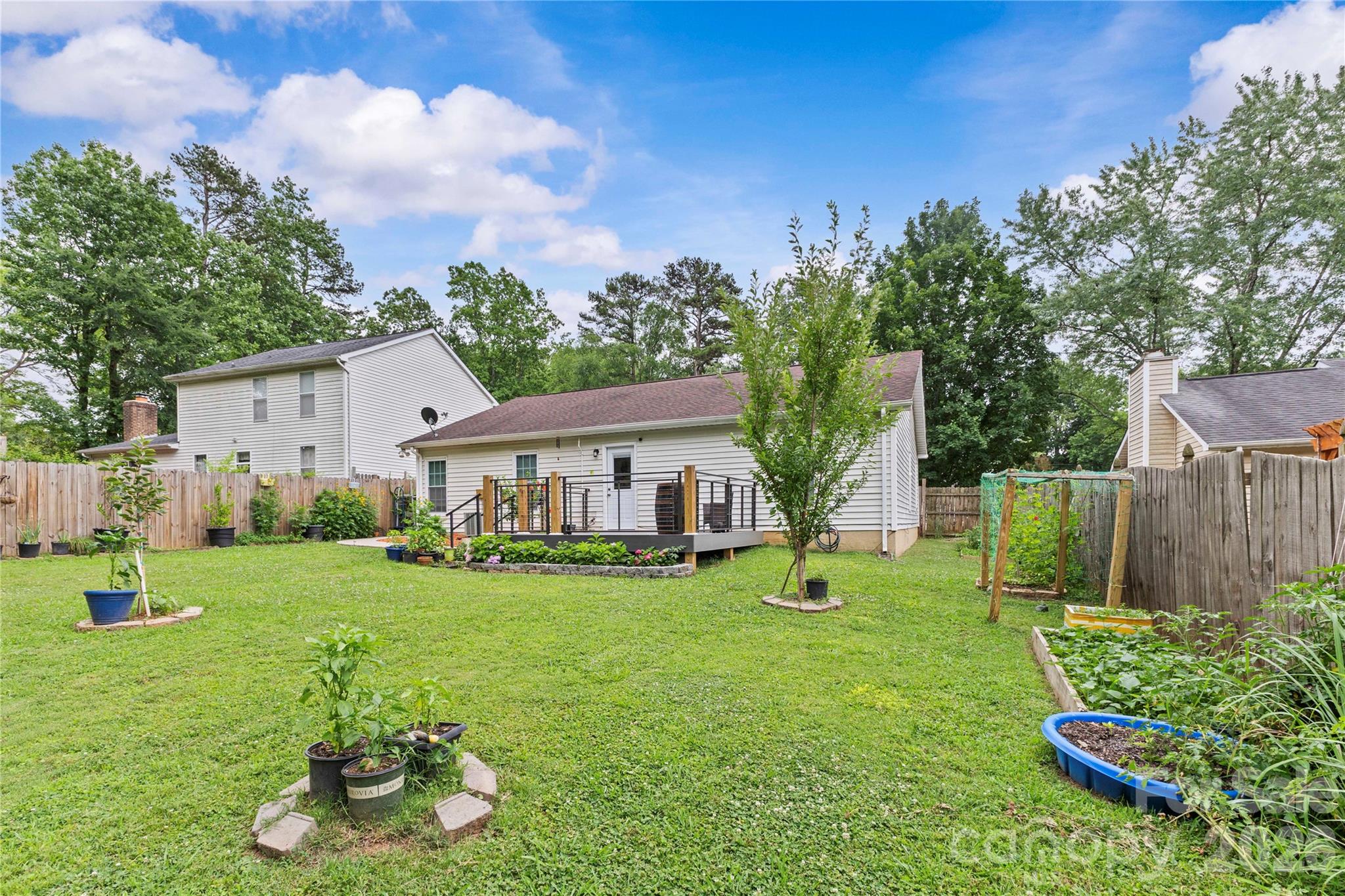 7130 Bluff Wood Cove Property Photo 41