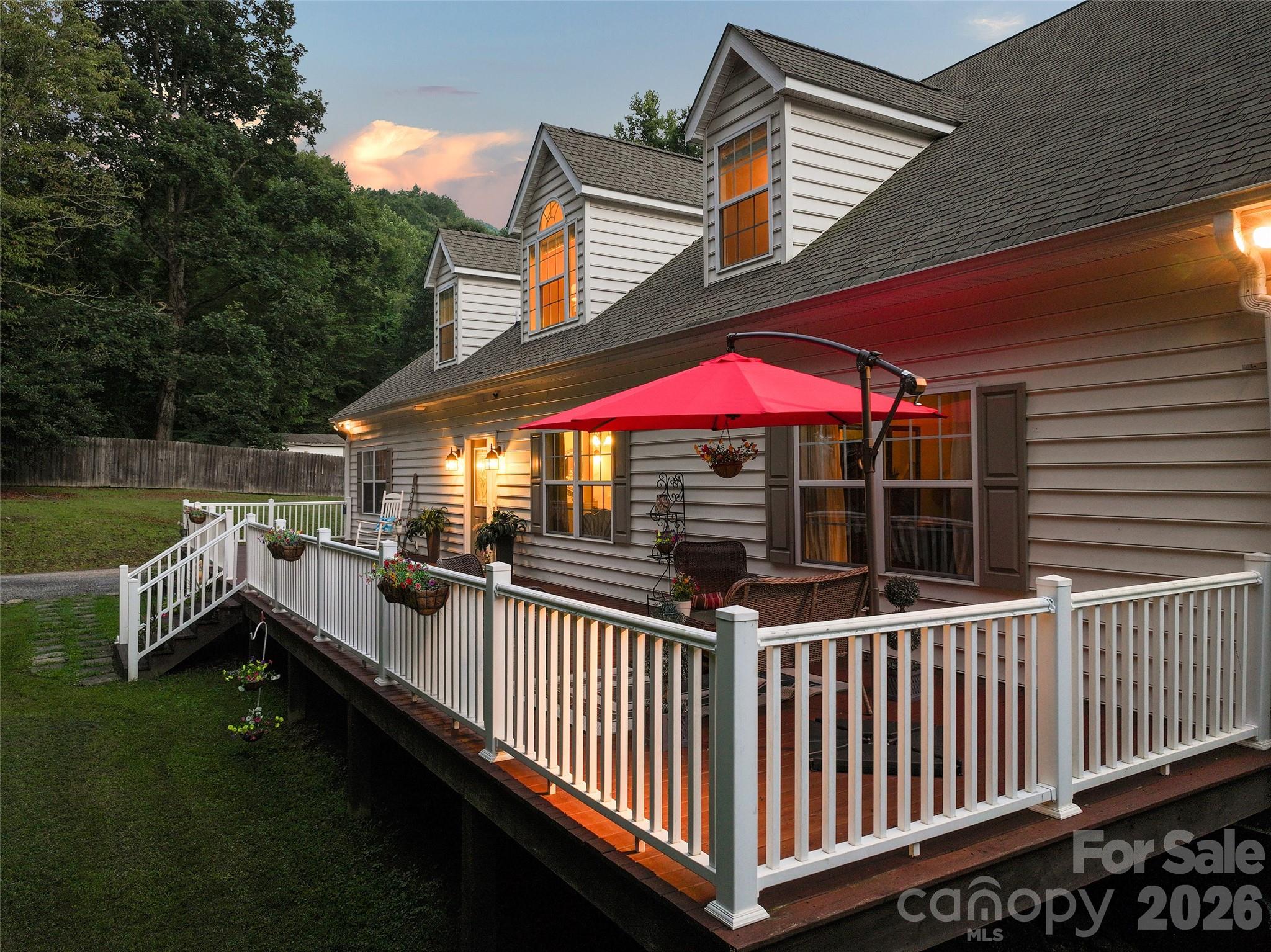 165 Sequoyah Drive Property Photo 1