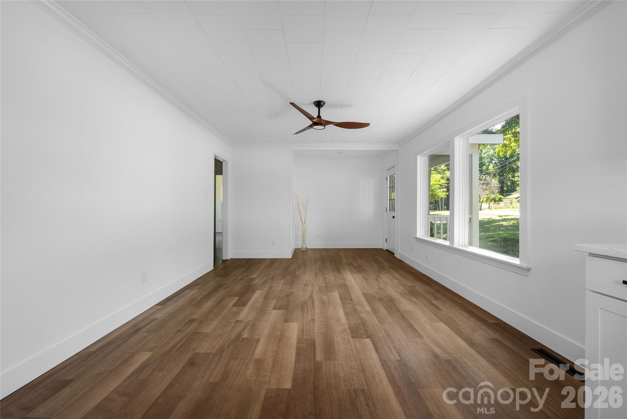 445 Oakwood Avenue Property Photo 19