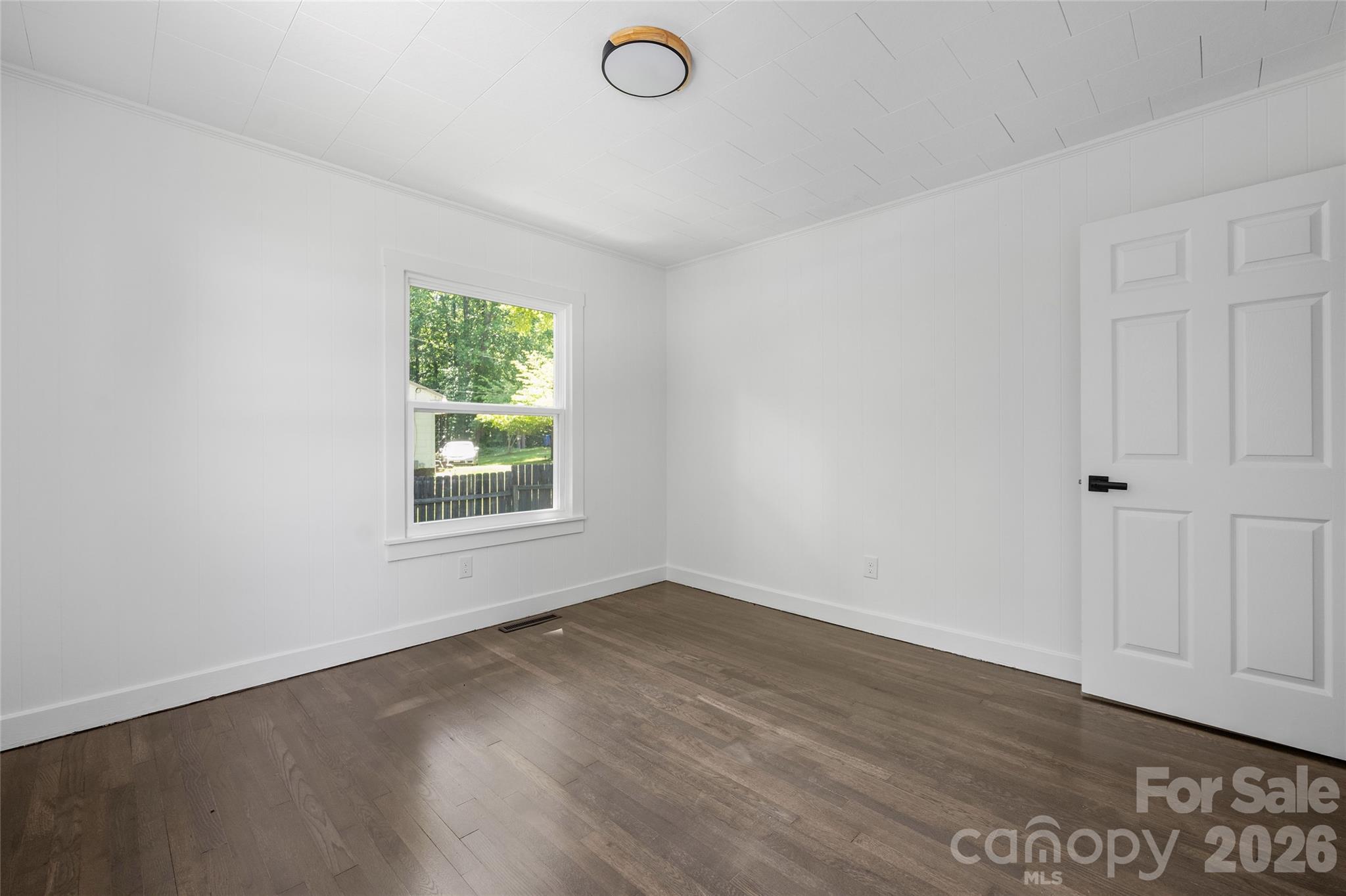 445 Oakwood Avenue Property Photo 26