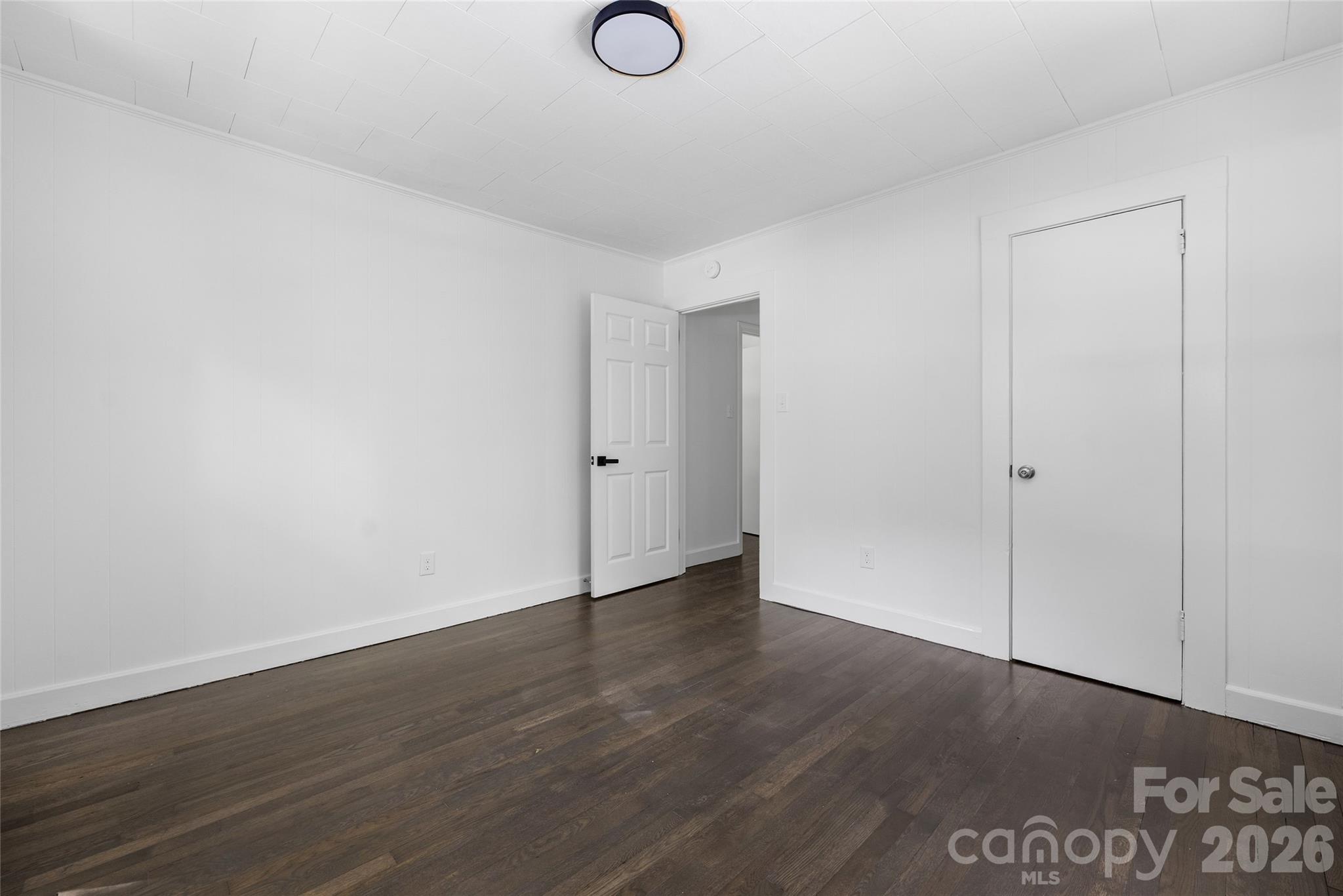 445 Oakwood Avenue Property Photo 27
