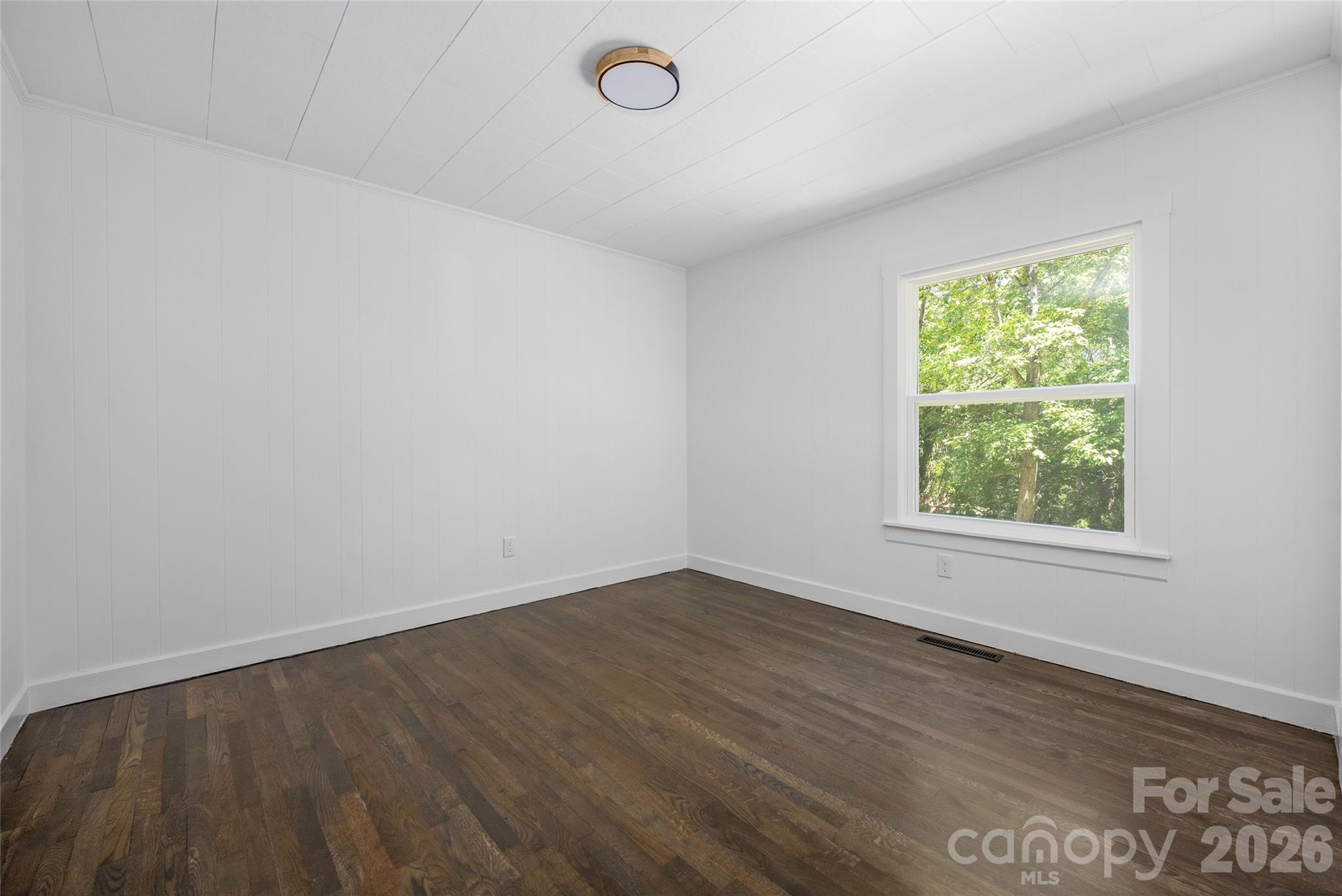 445 Oakwood Avenue Property Photo 28