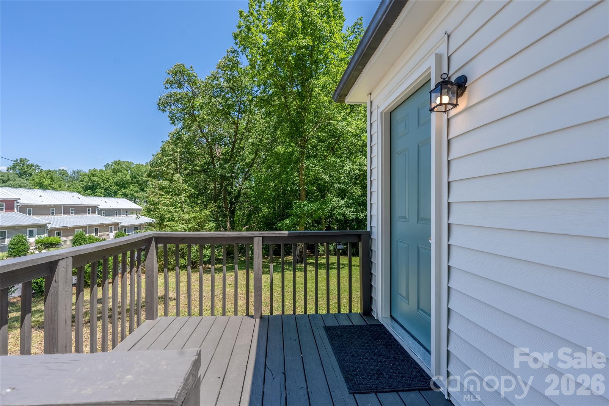 445 Oakwood Avenue Property Photo 43