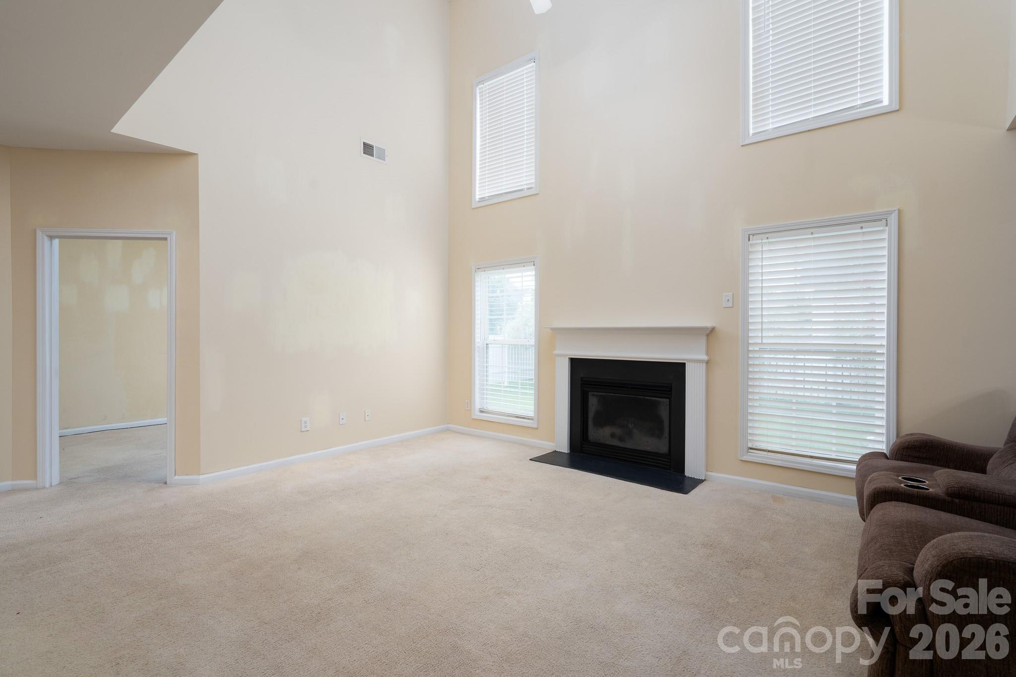 9603 Tramacera Court Property Photo 13