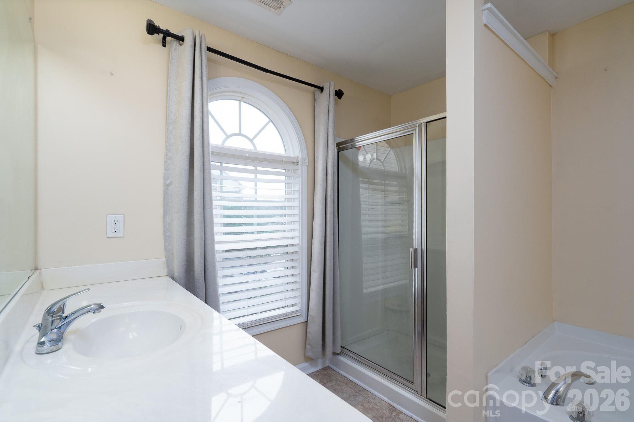 9603 Tramacera Court Property Photo 35