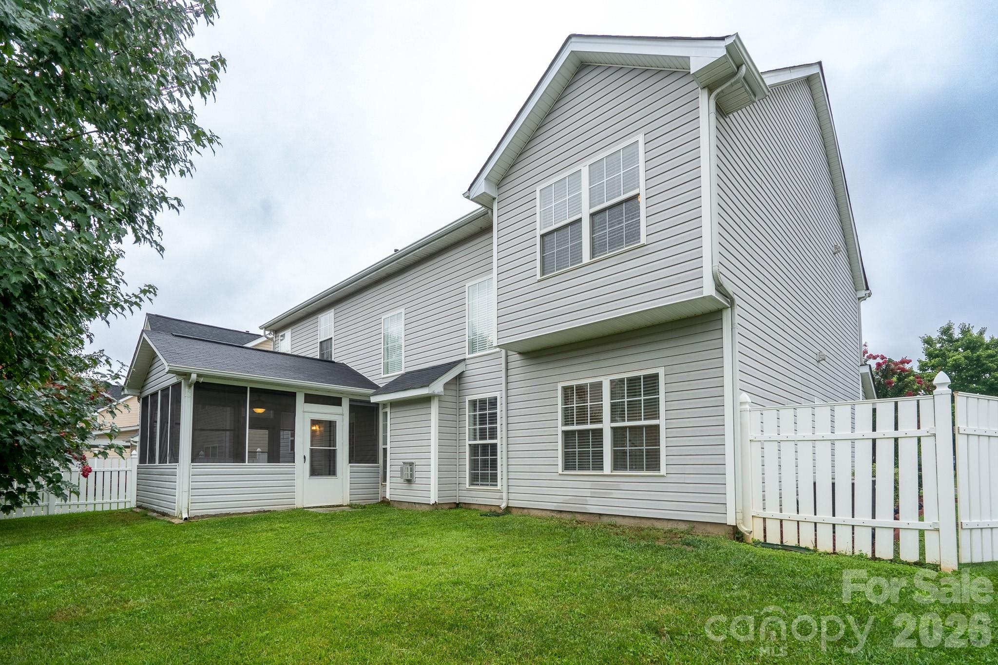 9603 Tramacera Court Property Photo 39