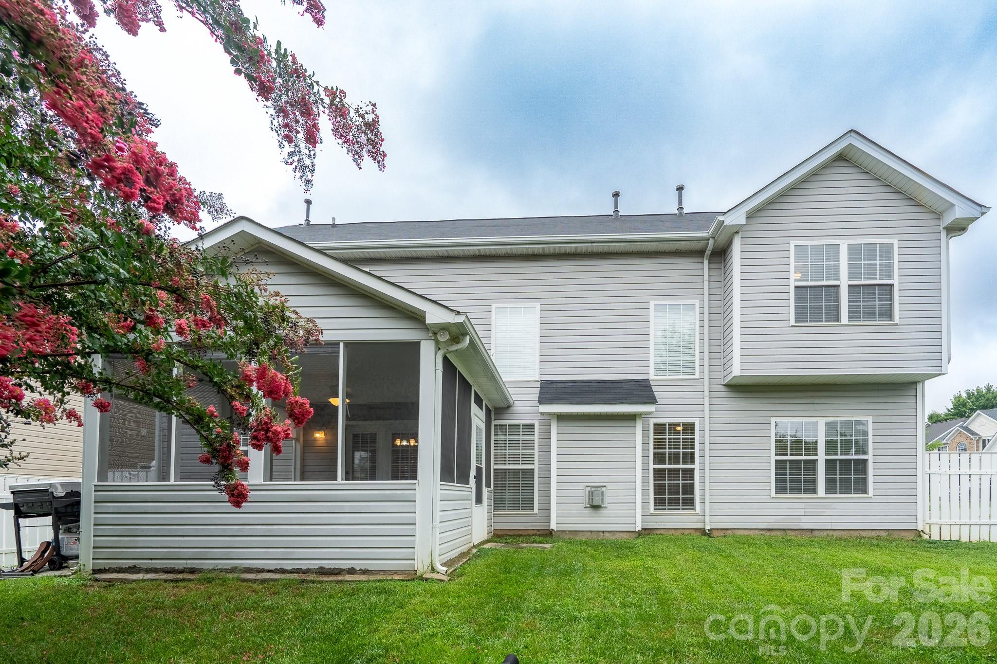 9603 Tramacera Court Property Photo 40