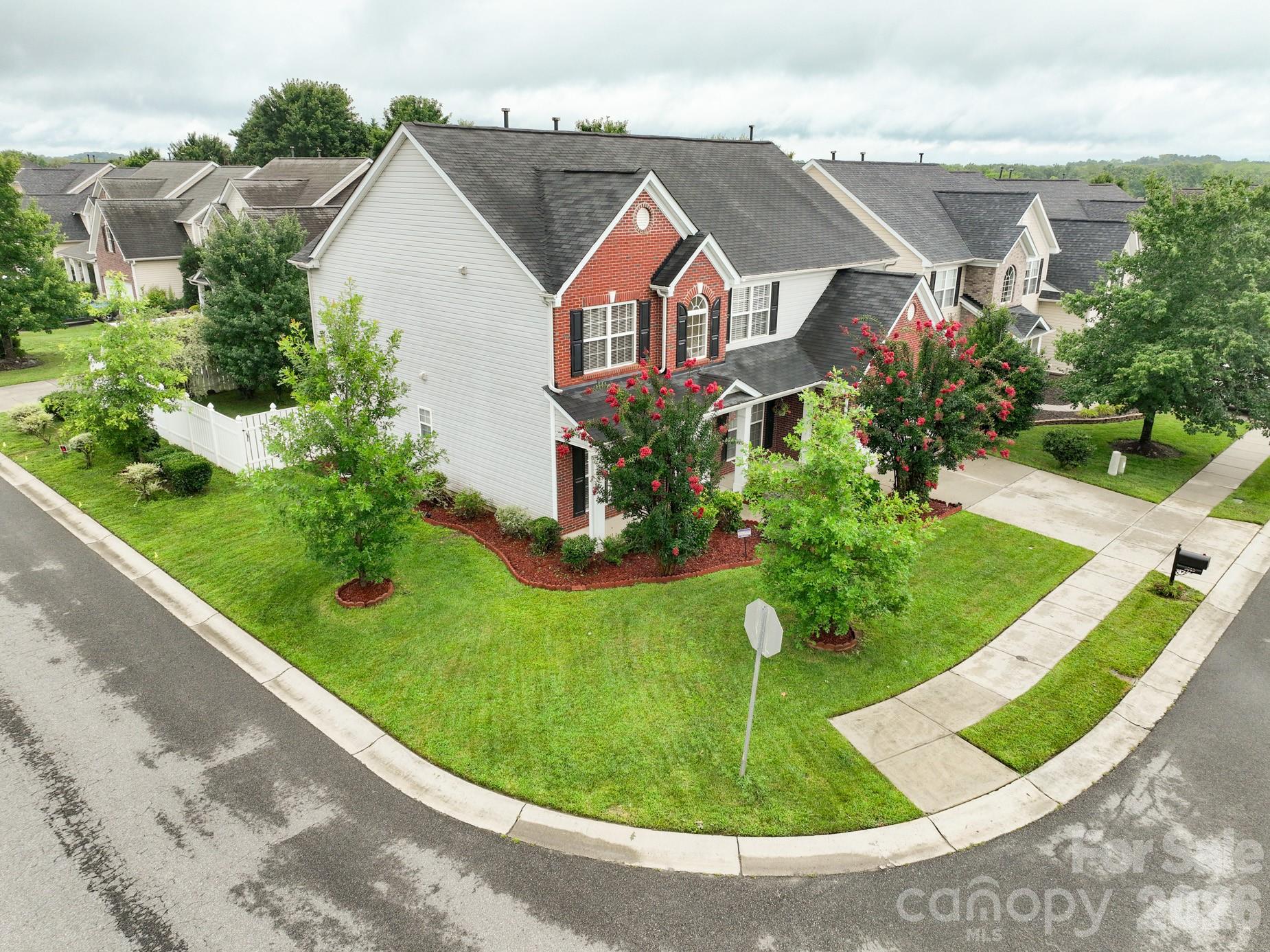 9603 Tramacera Court Property Photo 41