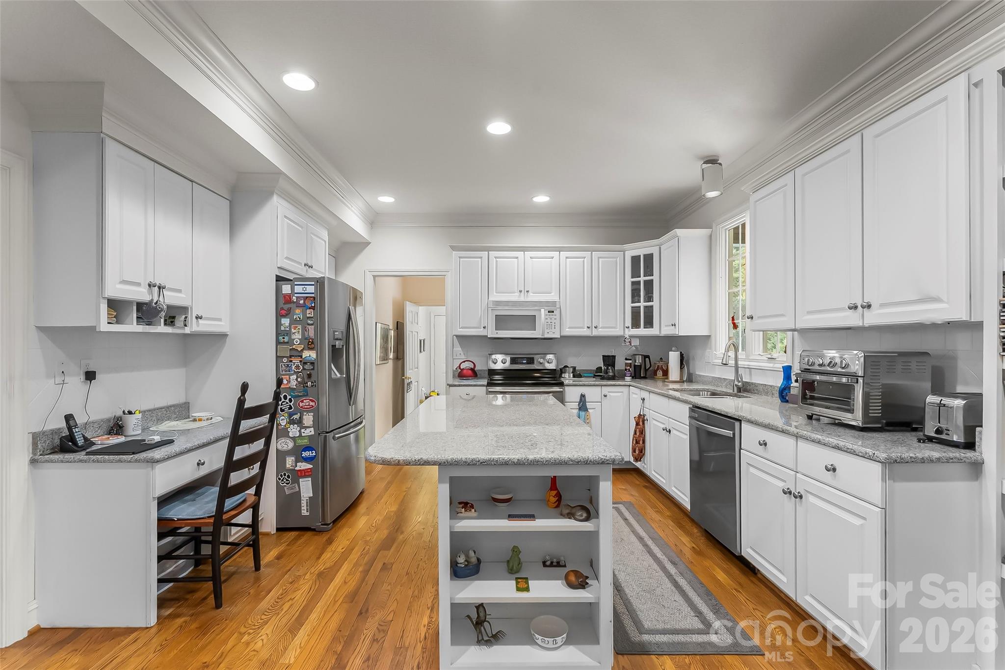 6 Southbrook Drive Property Photo 6
