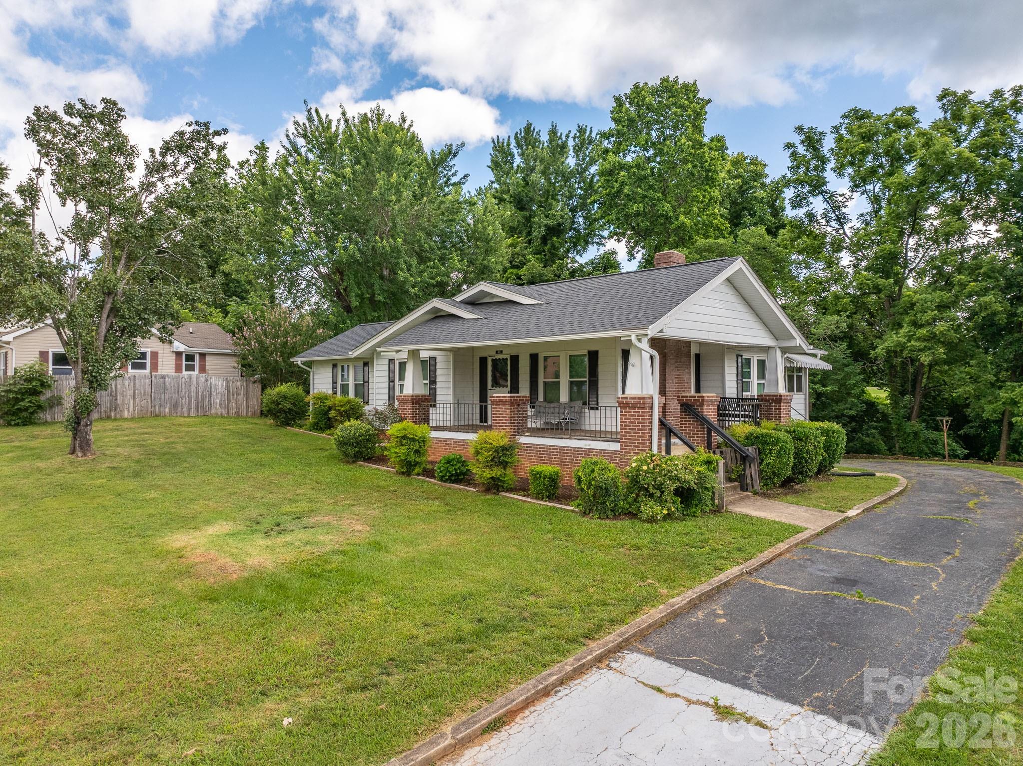 46 Gilkey Street Property Photo 2