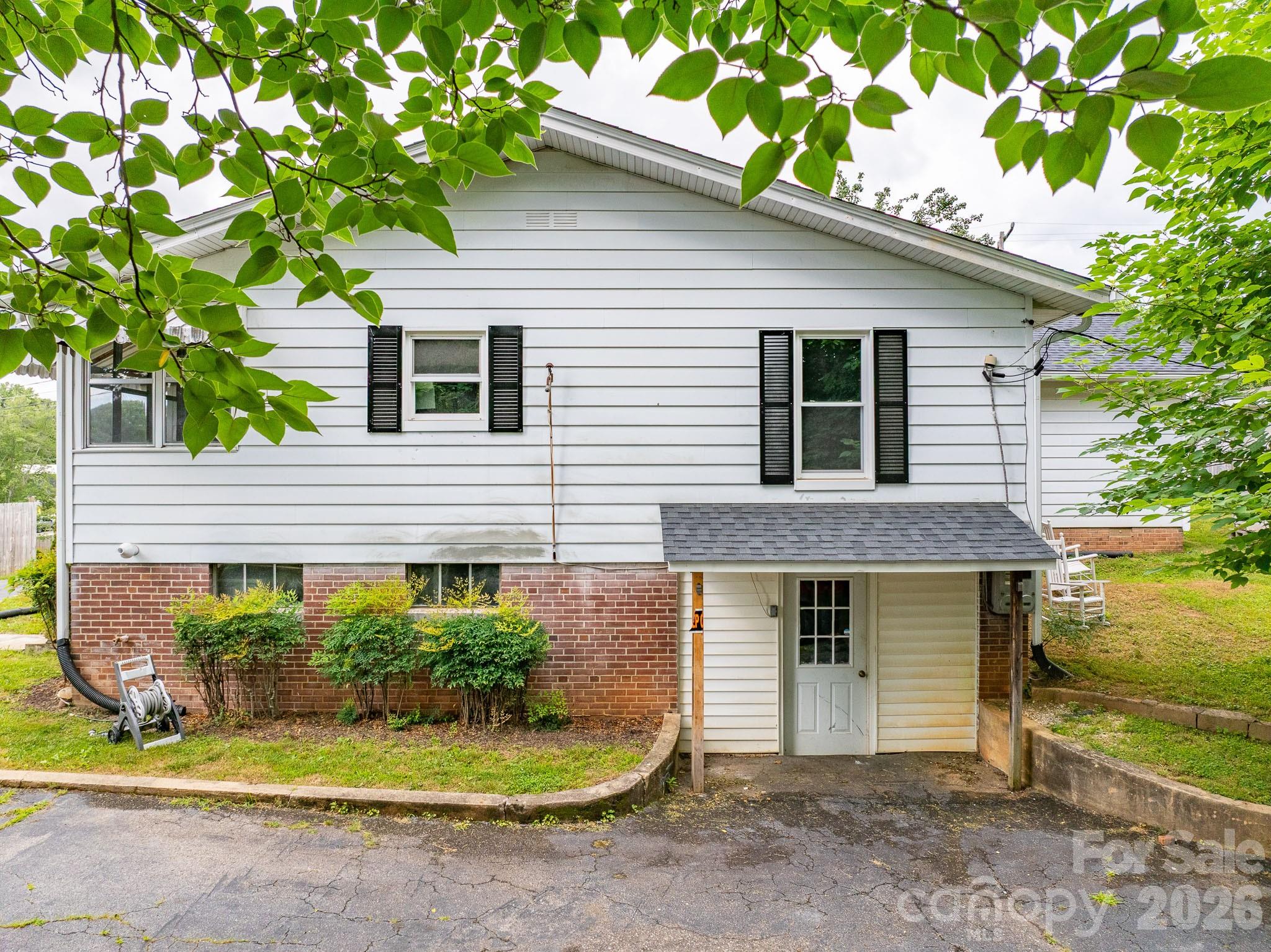 46 Gilkey Street Property Photo 20