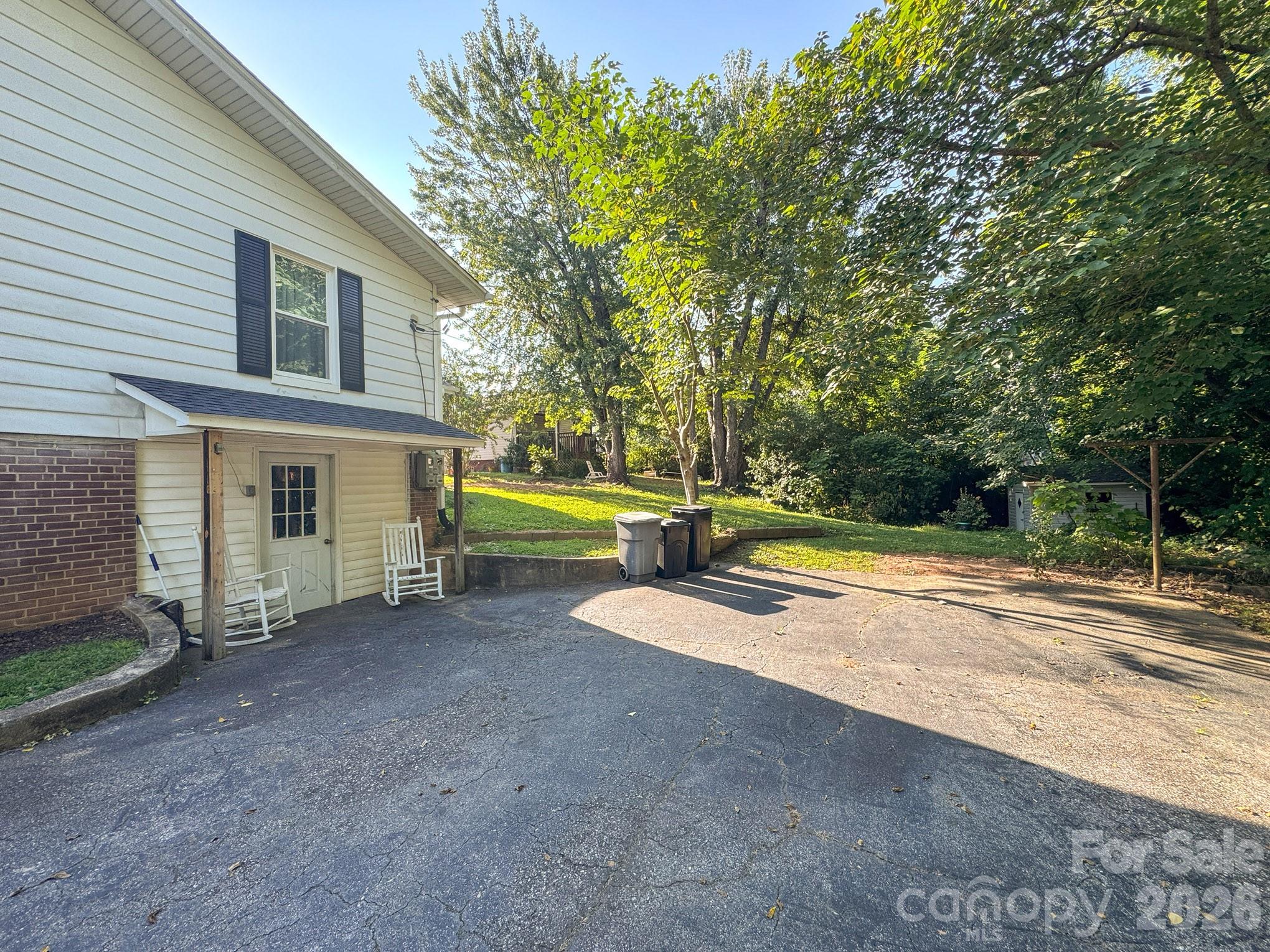 46 Gilkey Street Property Photo 35