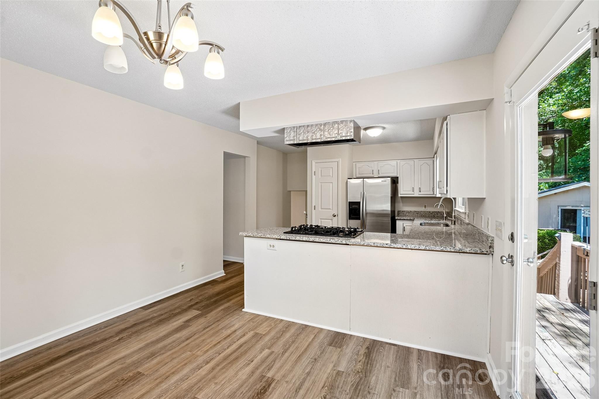 51 Wake Robin Way Property Photo 38