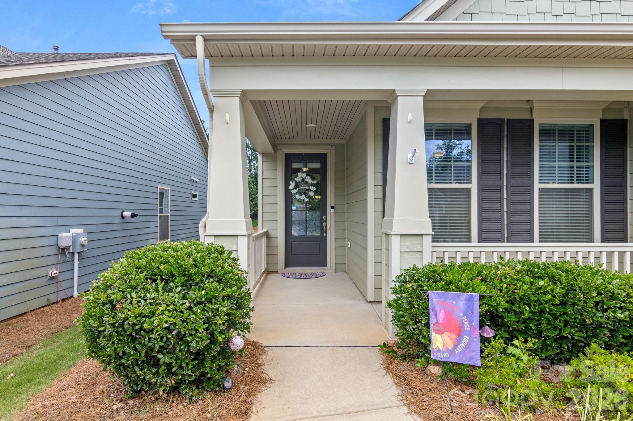 8416 Festival Way Property Photo 3