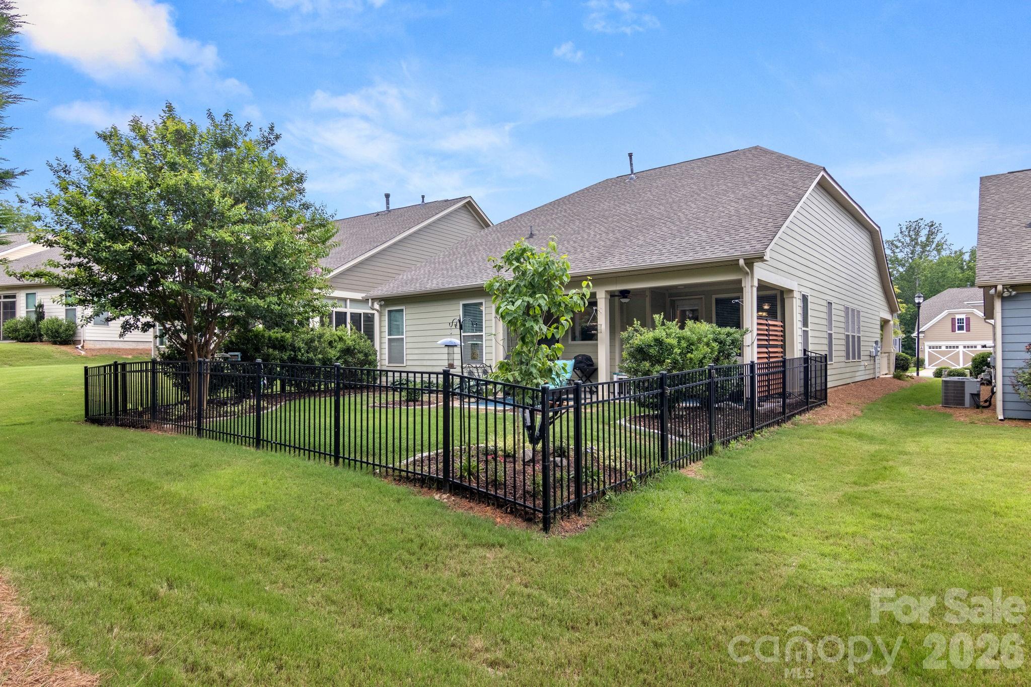 8416 Festival Way Property Photo 5