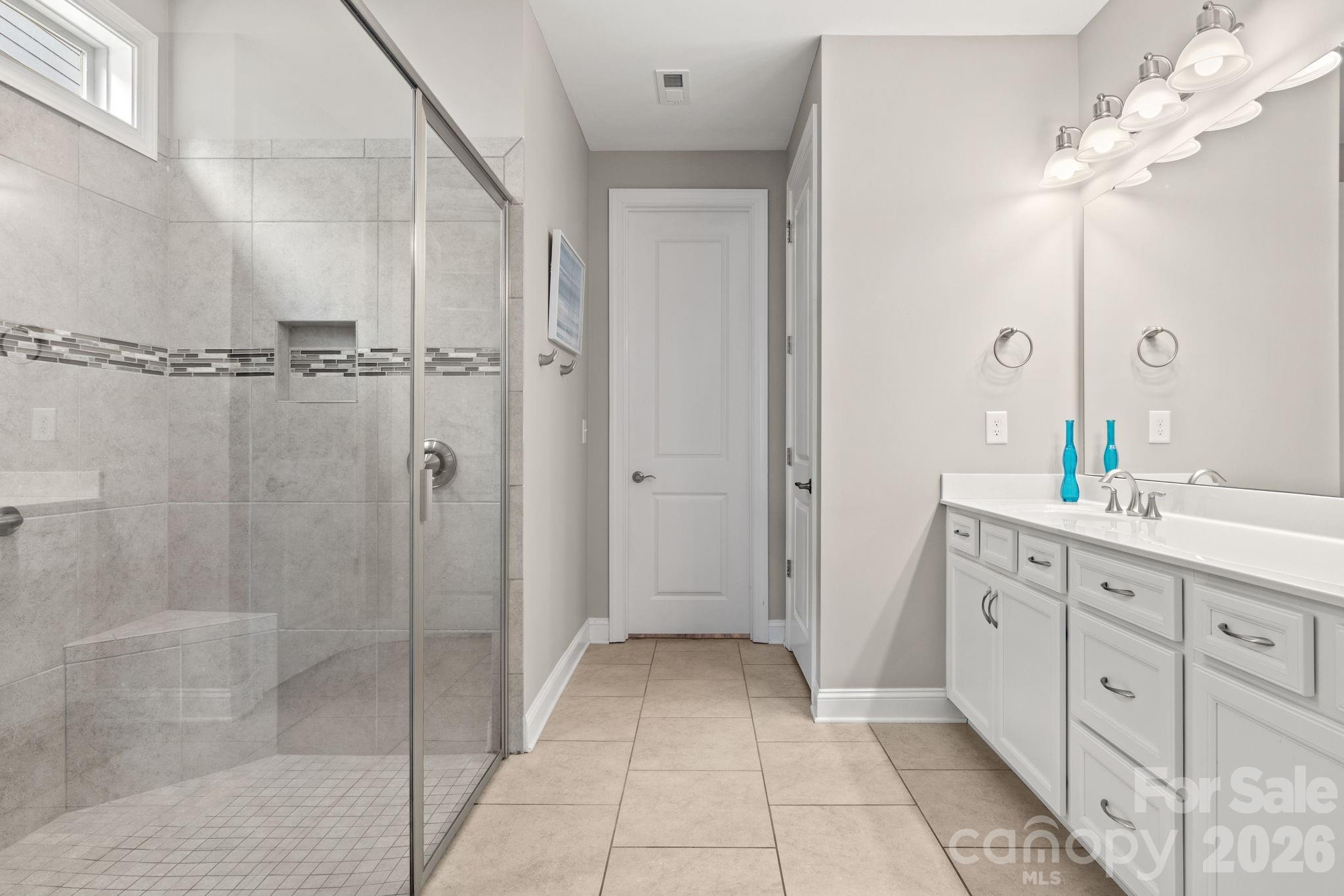 8416 Festival Way Property Photo 28