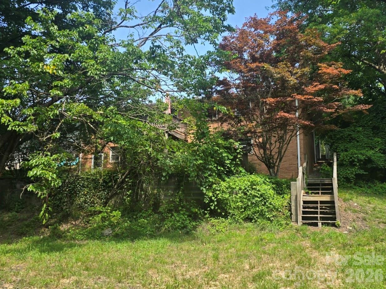 629 Willow Road Property Photo 16