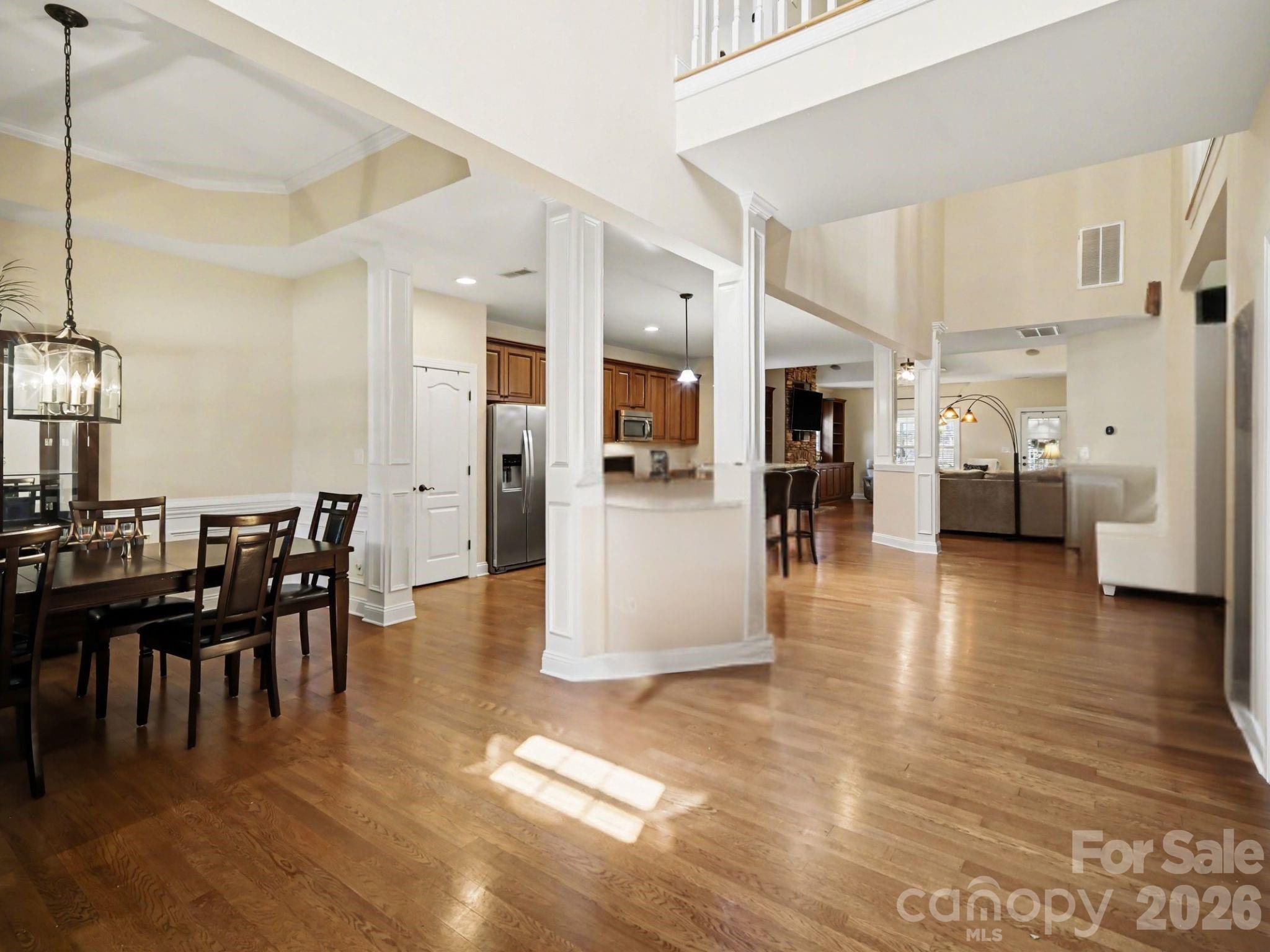 7999 Worth Way Property Photo 5