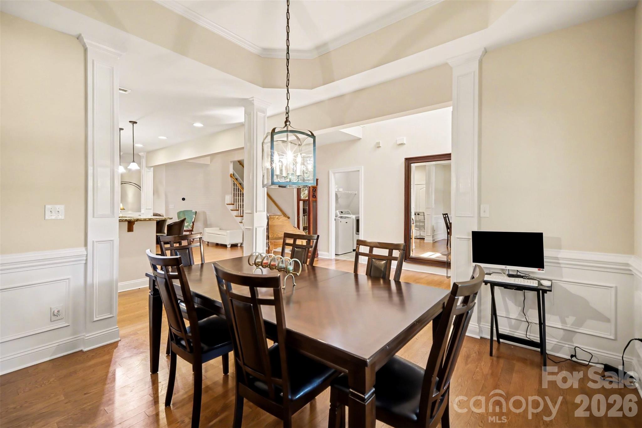 7999 Worth Way Property Photo 6