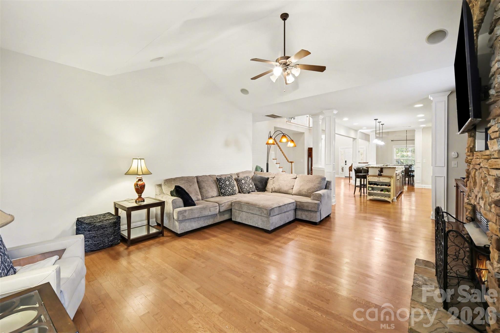 7999 Worth Way Property Photo 15