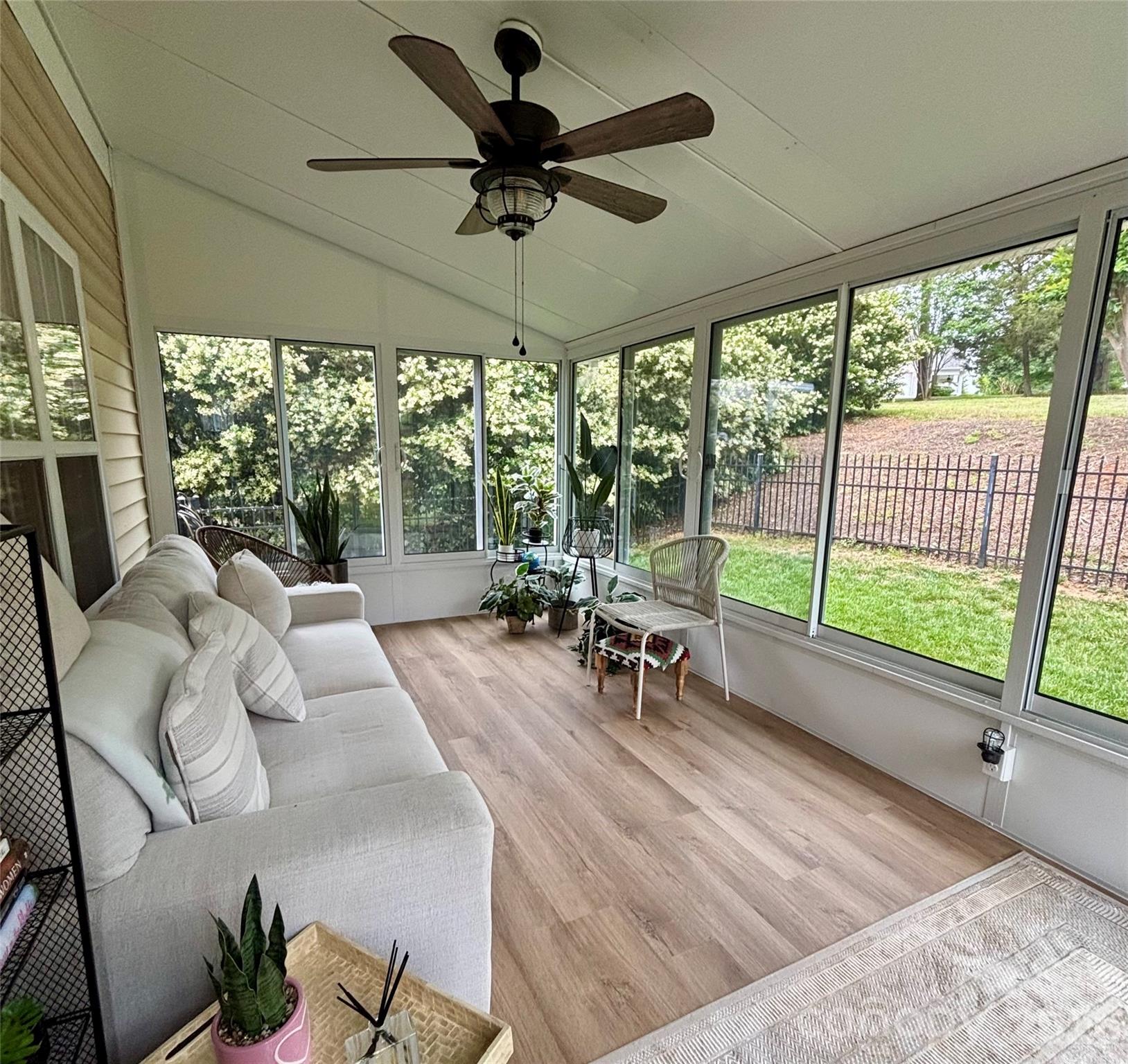 7999 Worth Way Property Photo 32