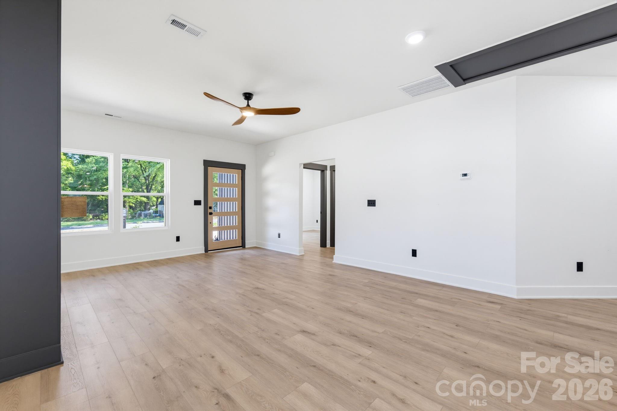 413 S Boyd Street Property Photo 8