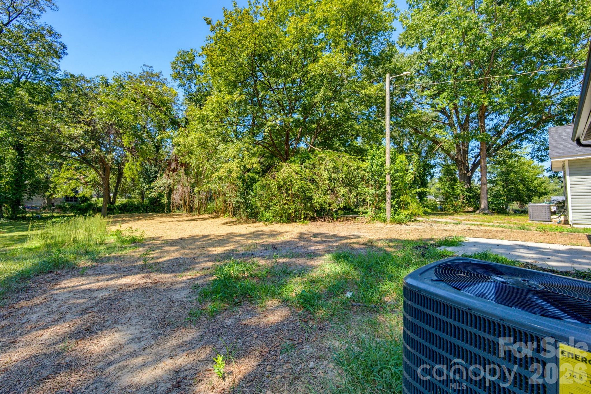 413 S Boyd Street Property Photo 40