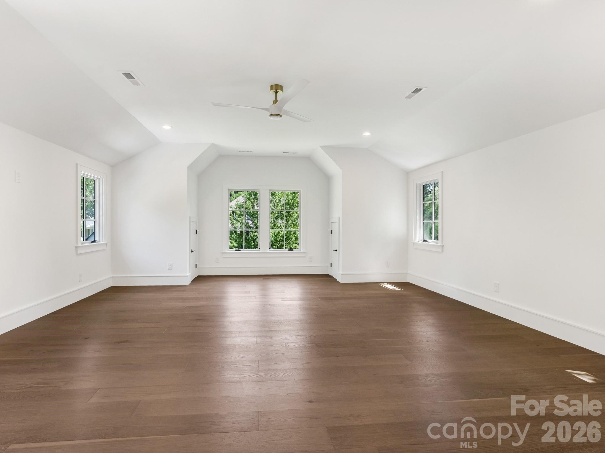 3240 Sunset Drive Property Photo 41