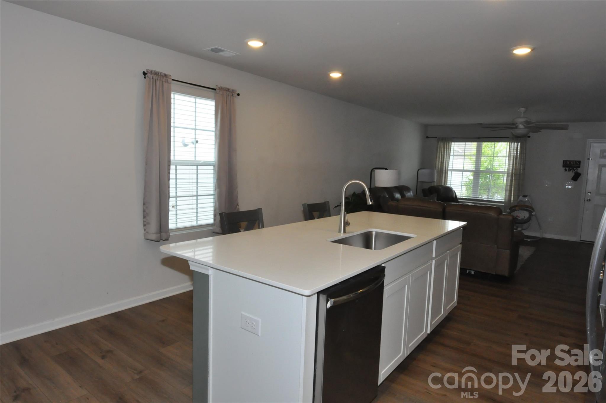 1311 S Branch Drive 189 Property Photo 6