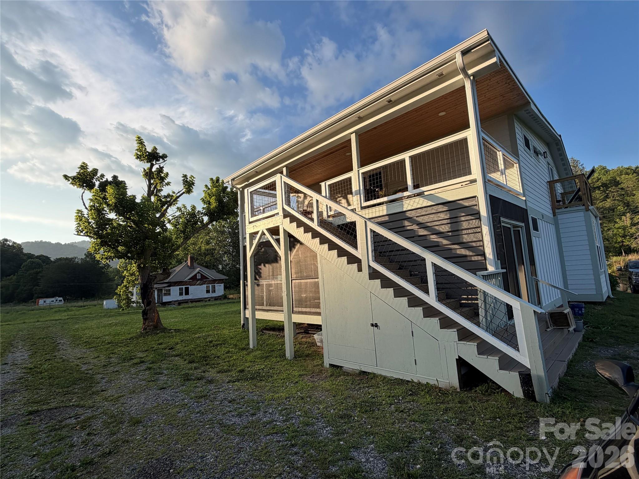 16 Riverside Drive Property Photo 5