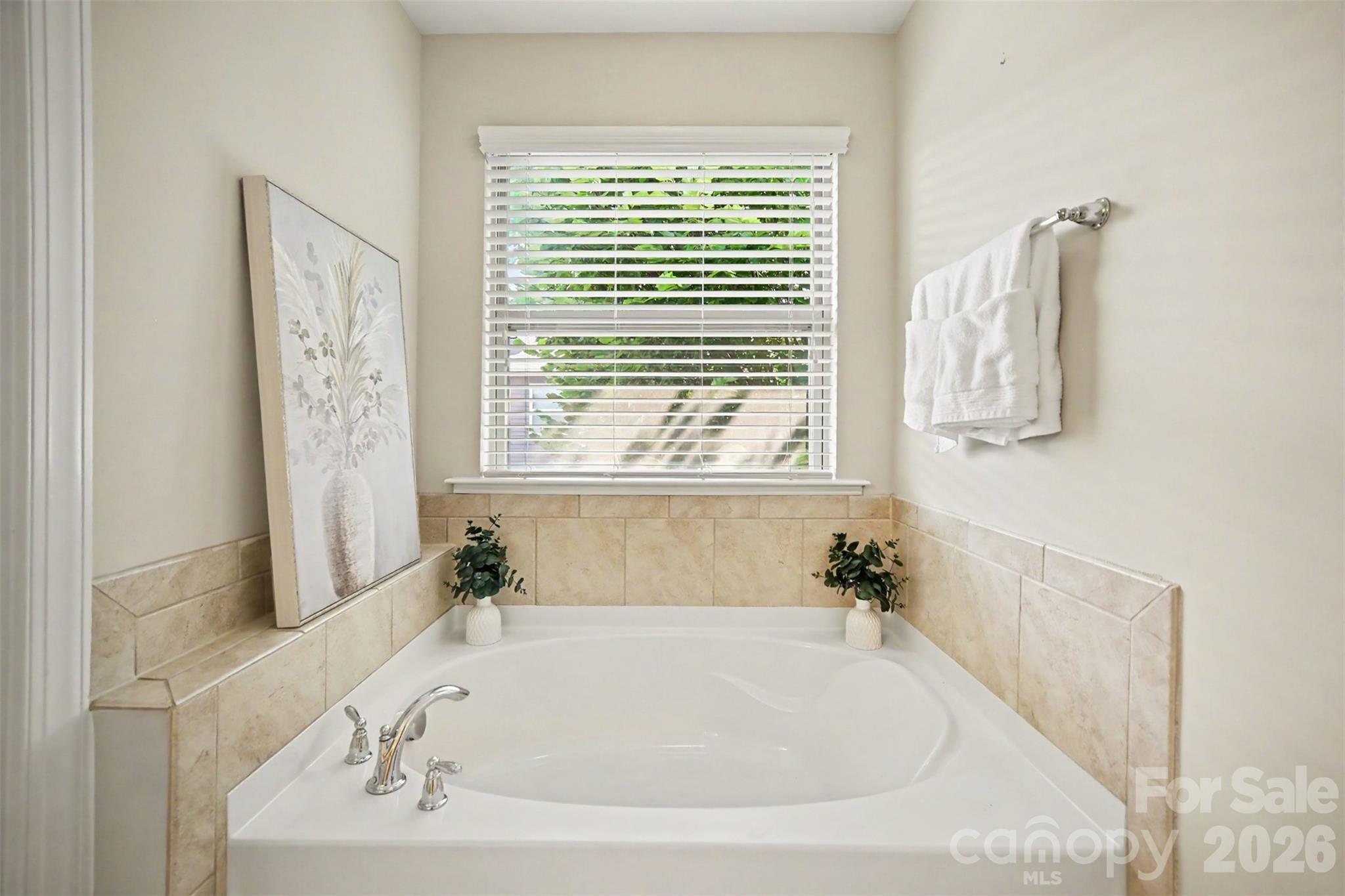 824 Ayrshire Avenue Property Photo 17