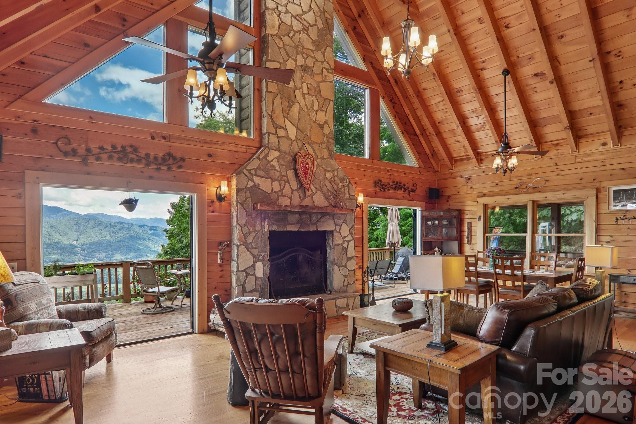 1250 Cobblestone Drive Property Photo 3