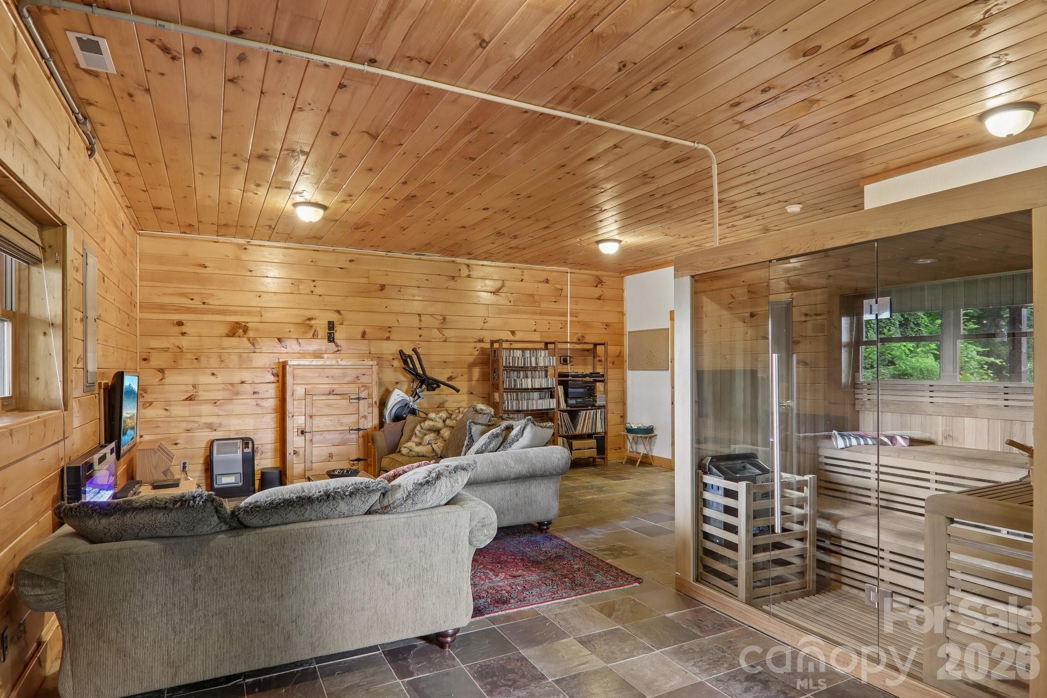 1250 Cobblestone Drive Property Photo 27