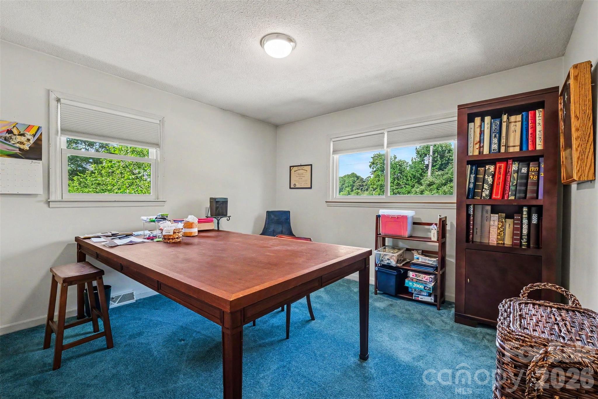 7107 Rolling Hills Drive Property Photo 9