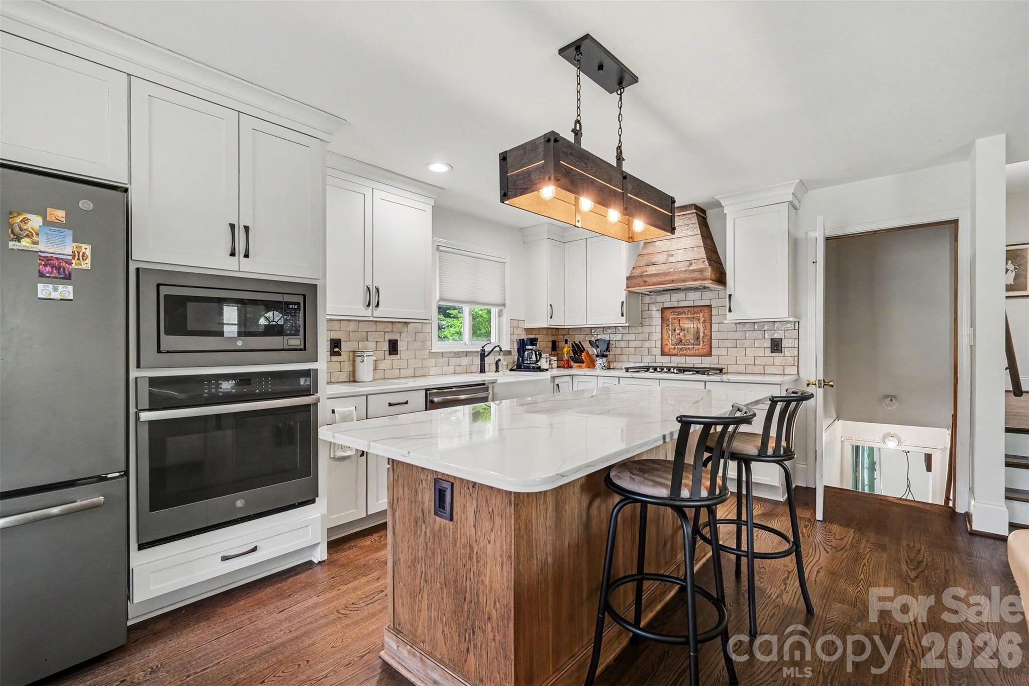 7107 Rolling Hills Drive Property Photo 20