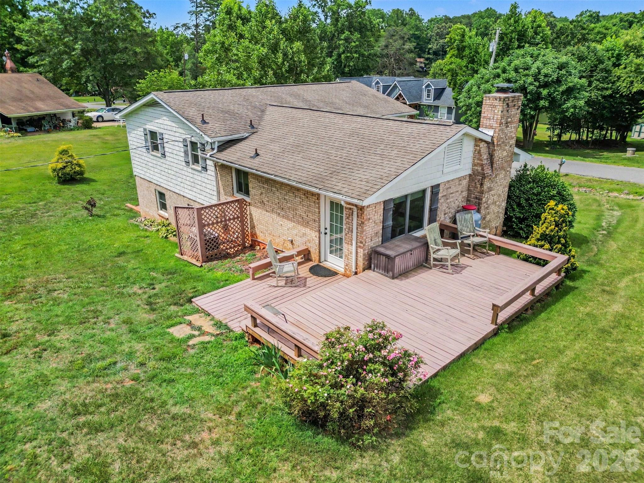7107 Rolling Hills Drive Property Photo 41