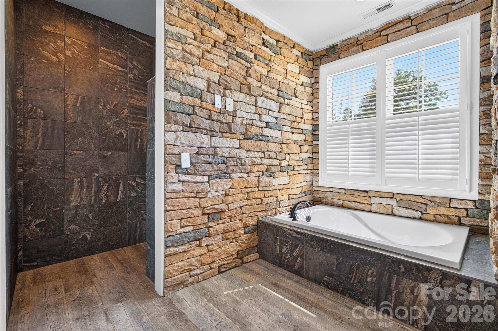 157 Natures Trail Property Photo 22
