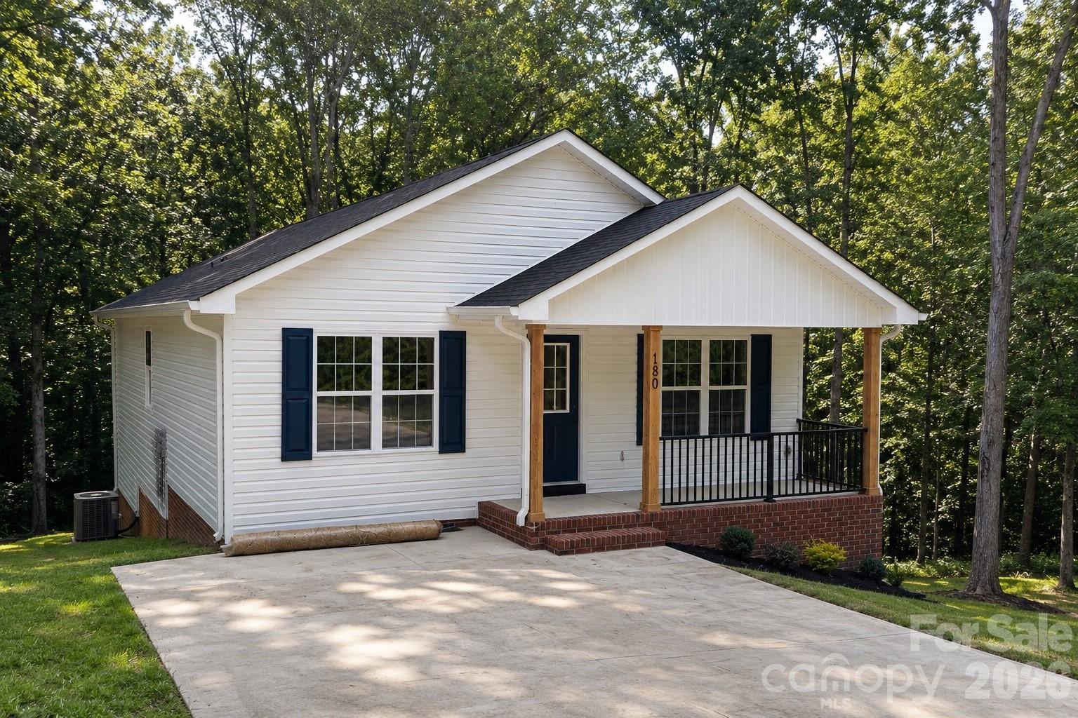 180 May Street Property Photo 1