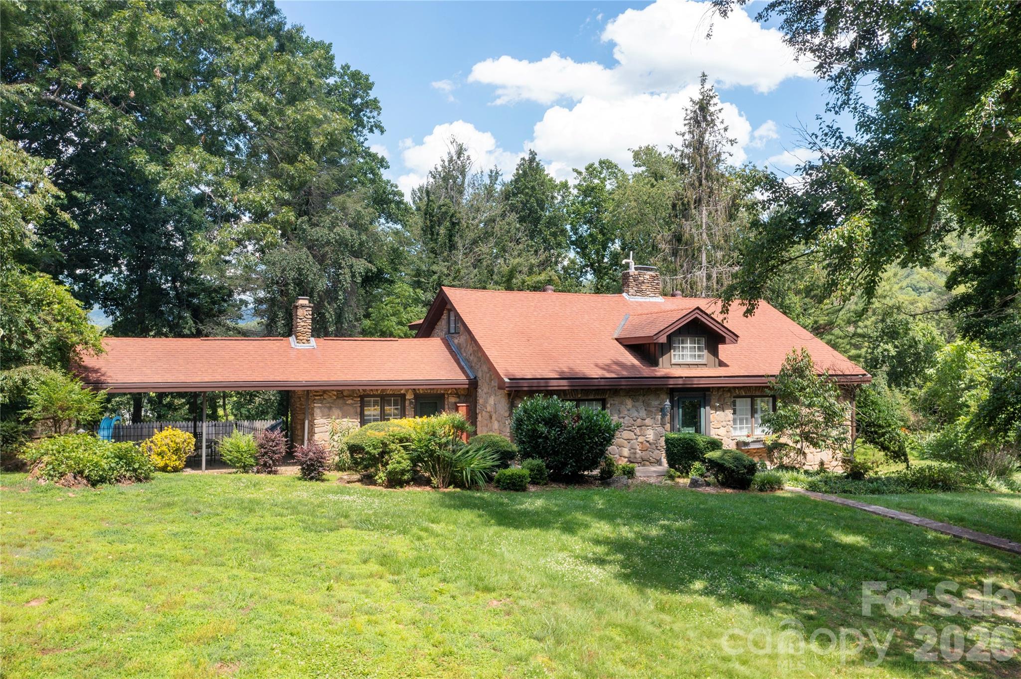 25 Inglewood Road Property Photo 1