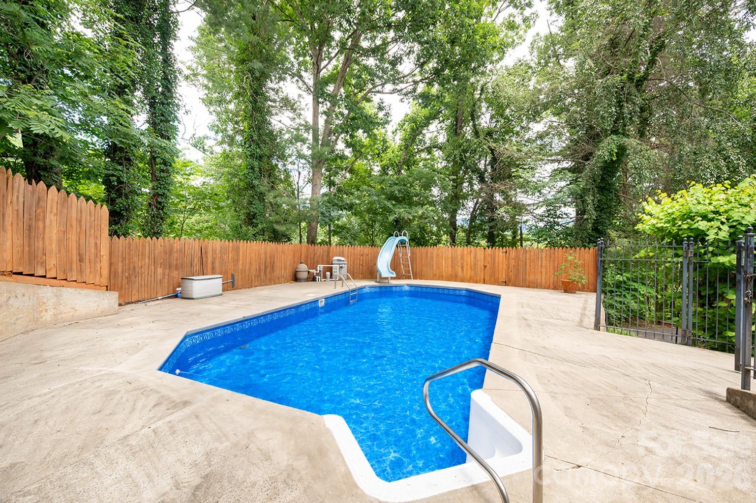 25 Inglewood Road Property Photo 28