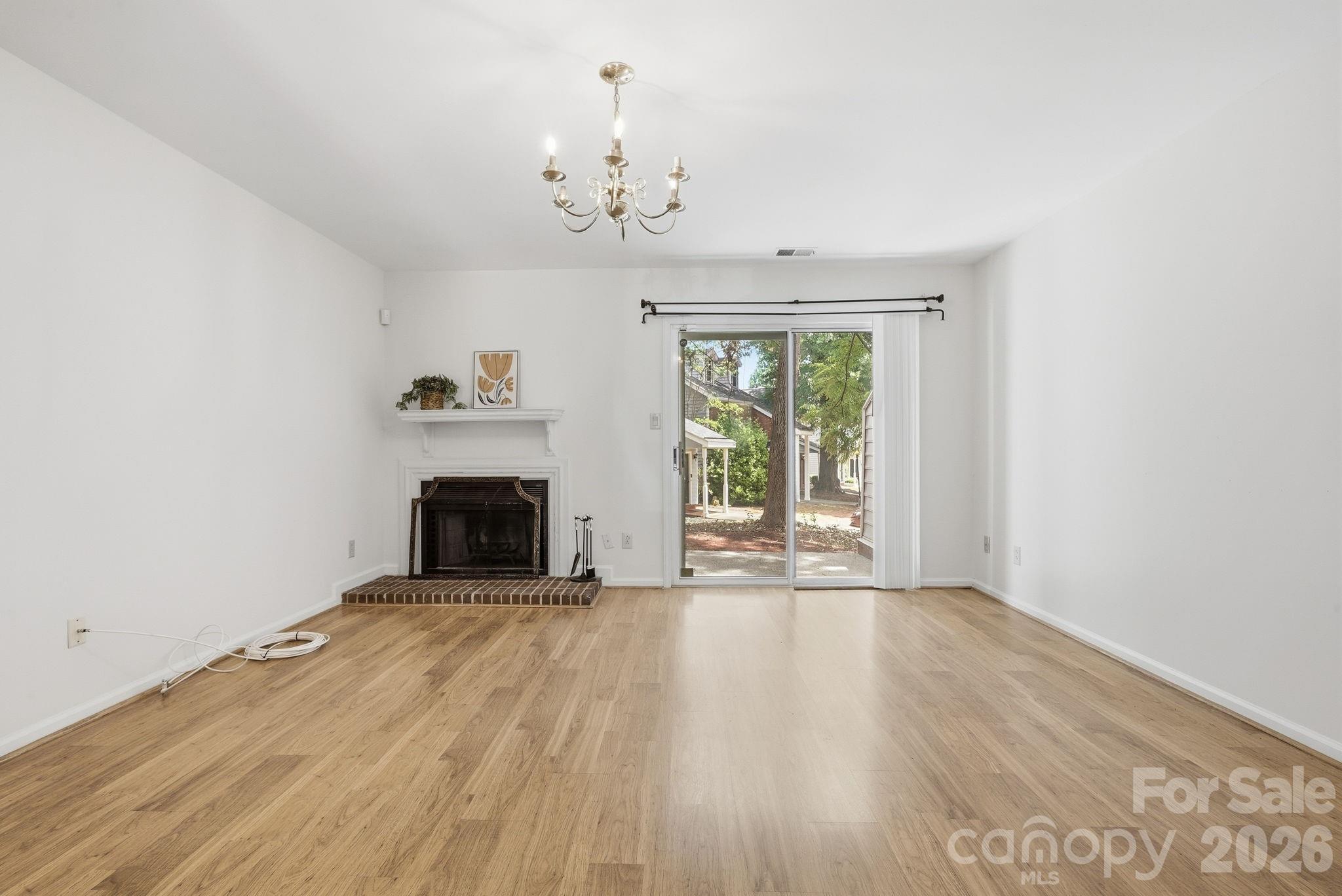 2954 Iron Gate Lane Property Photo 11