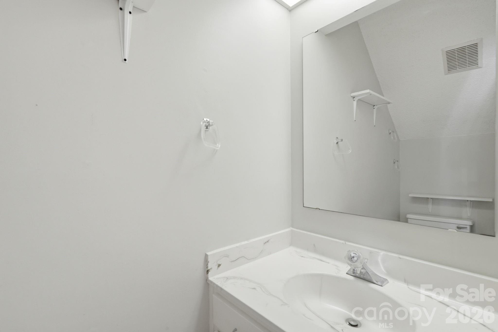 2954 Iron Gate Lane Property Photo 13